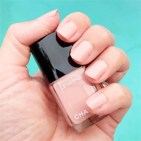 egerie chanel femme|most popular chanel nail polish.